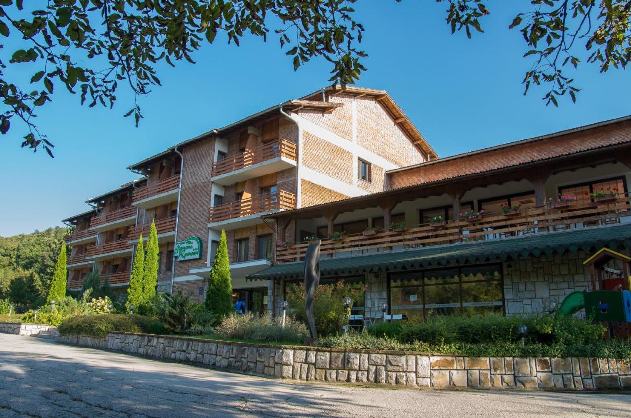 Готель Tourist Center Momina Krepost Велико-Тирново Екстер'єр фото